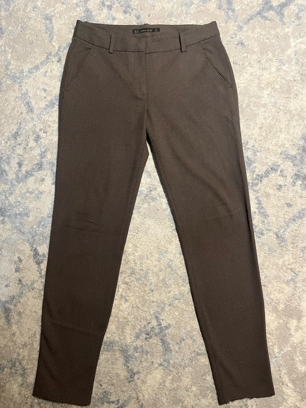Zara Textured Slim Dress Pants in Brown. XS.